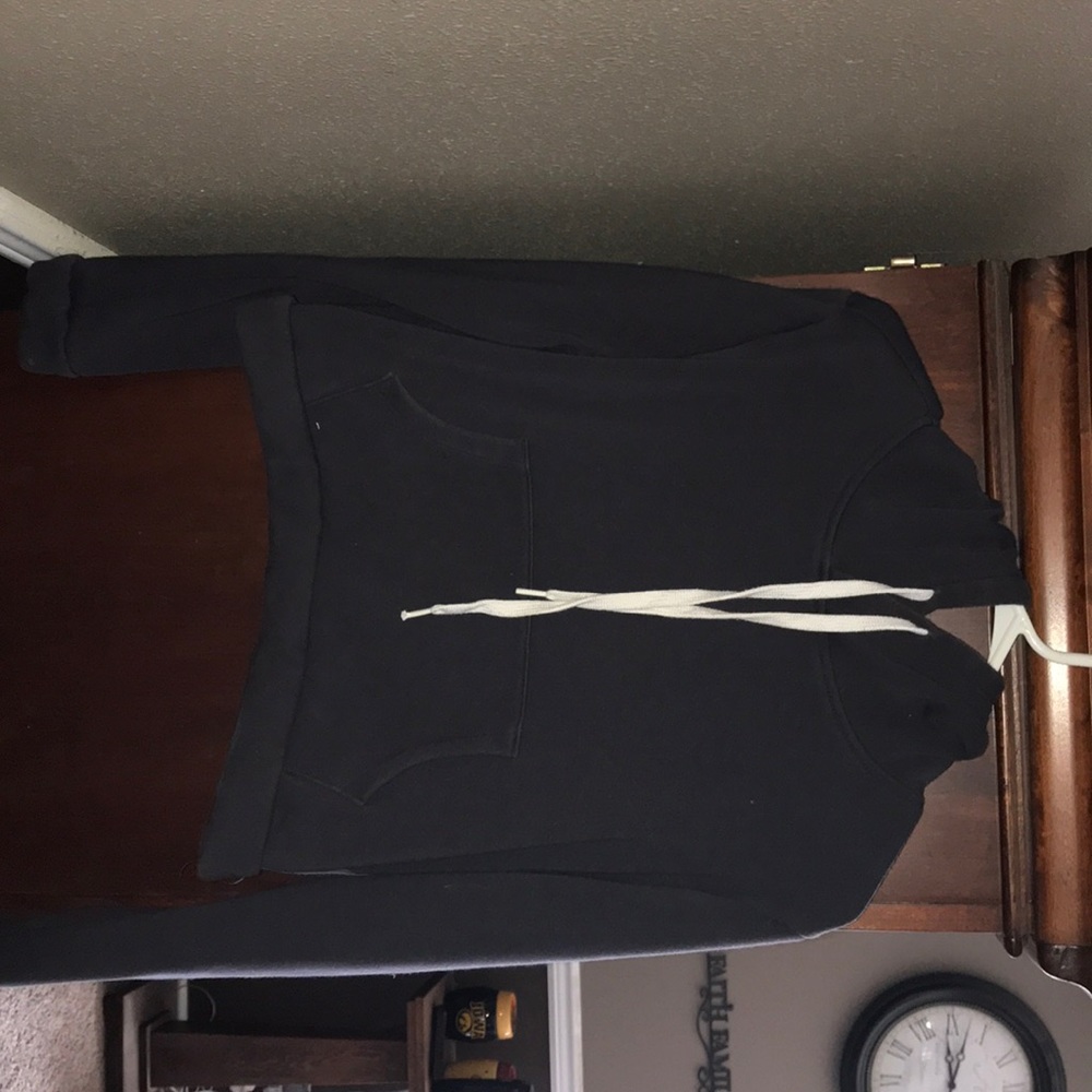 Forever 21 cropped hoodie